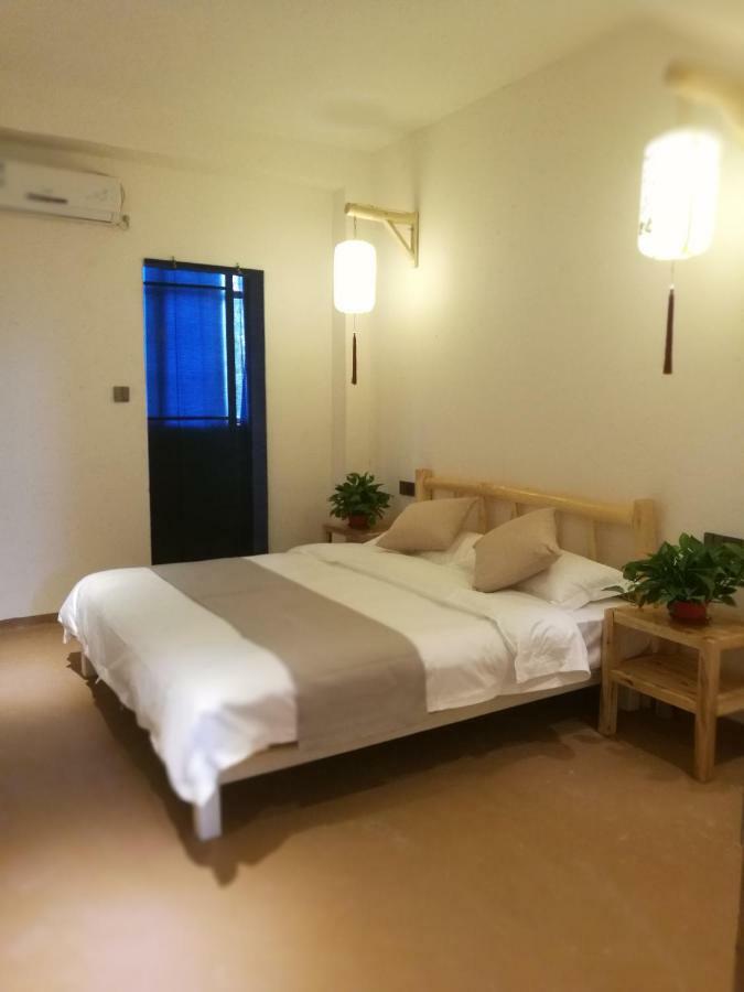 Right Here Hotel Dunhuang Eksteriør bilde