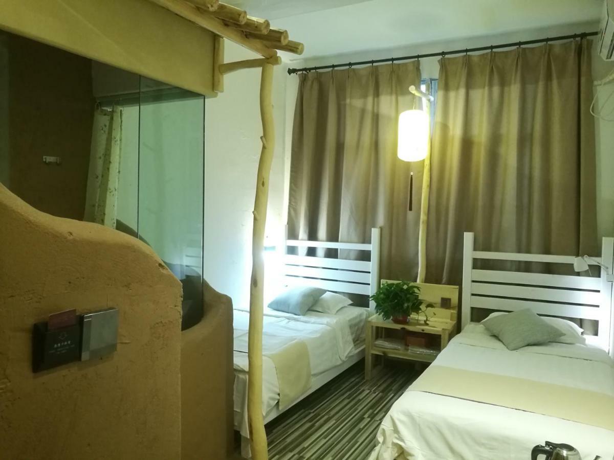Right Here Hotel Dunhuang Eksteriør bilde